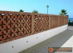 recinzione con frangisole a mano04