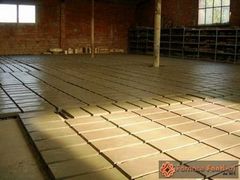 Stampaggio mattoni a mano14