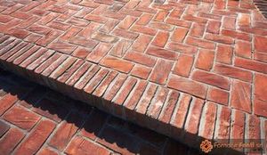 Scala mattoni in cotto agostoni 06