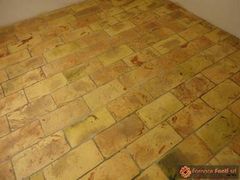 Visualizza album foto:&nbsp;Pavimento in cotto variegato (13&nbsp;)