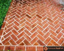 Marciapiede in cotto3