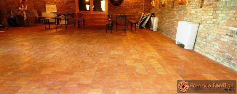 Restauro con tavella a mano lavata